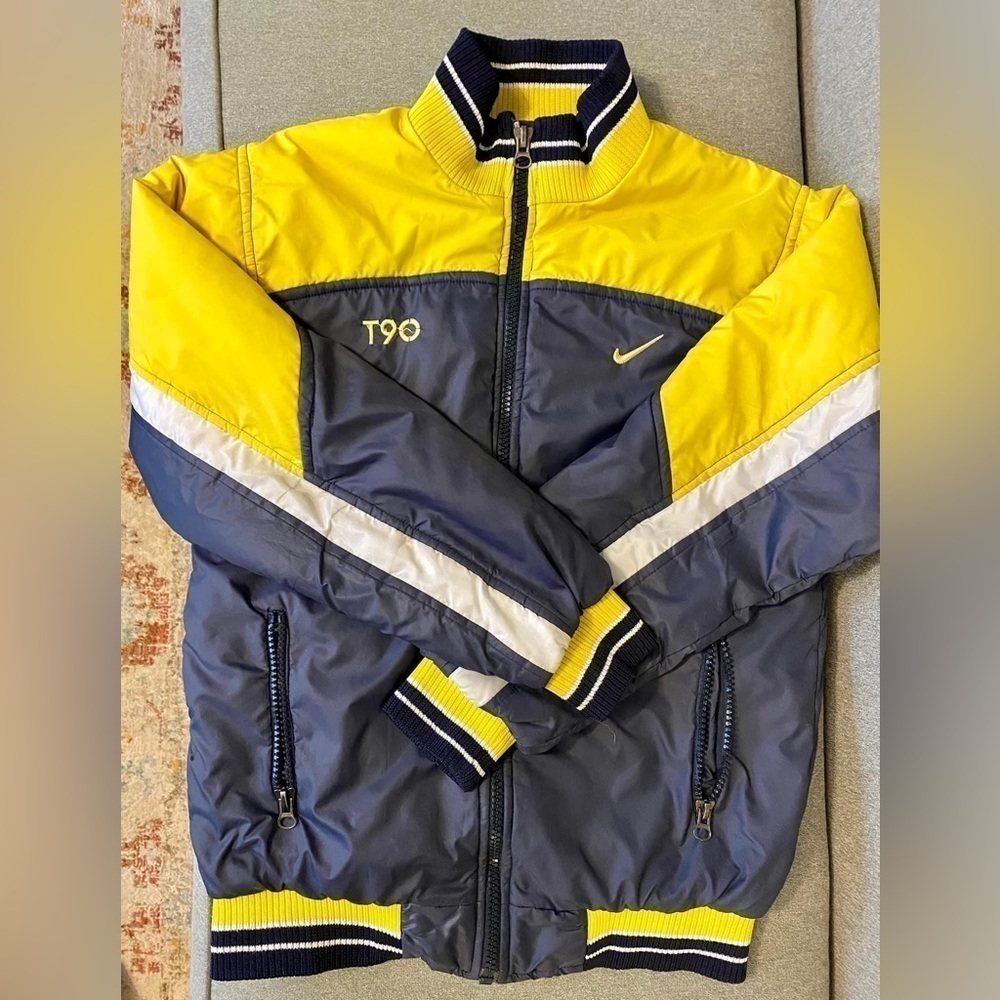 Nike vintage bomber jacket​​​​​​​​​​​​